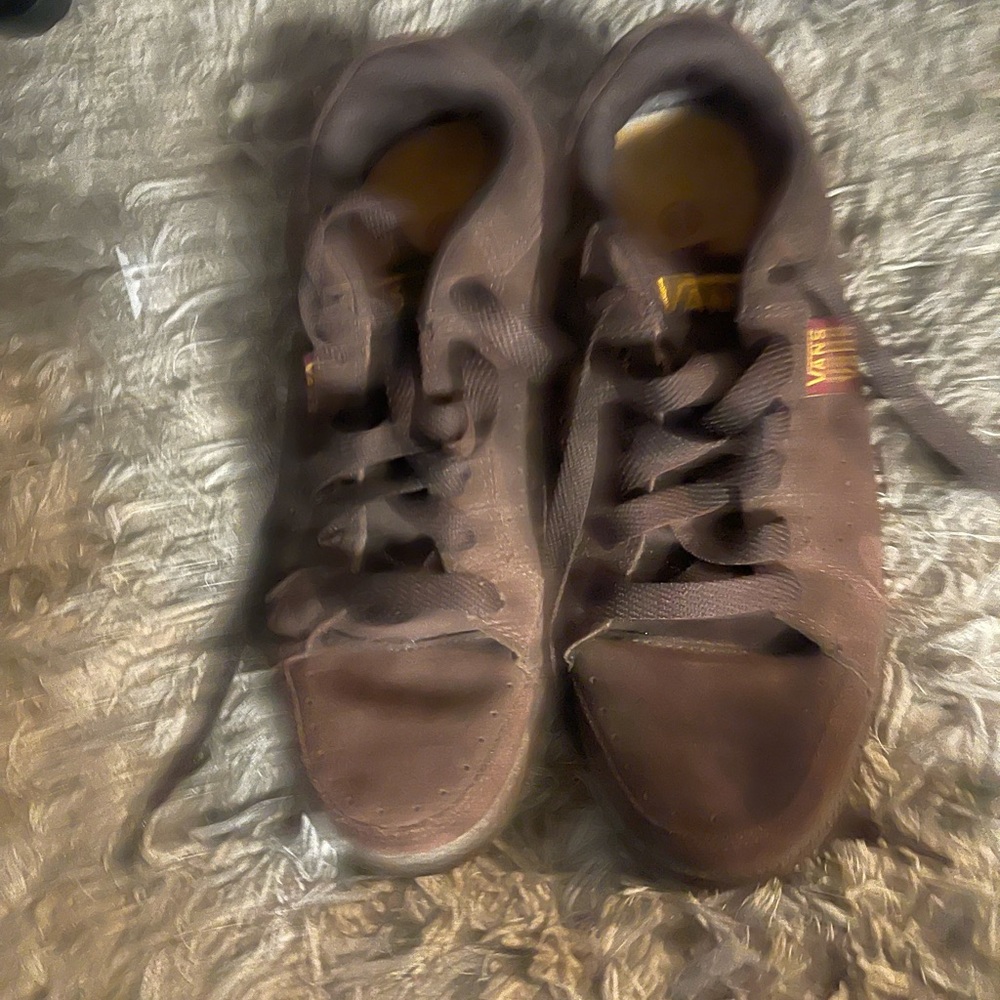 Vans - Picture 2 of 3